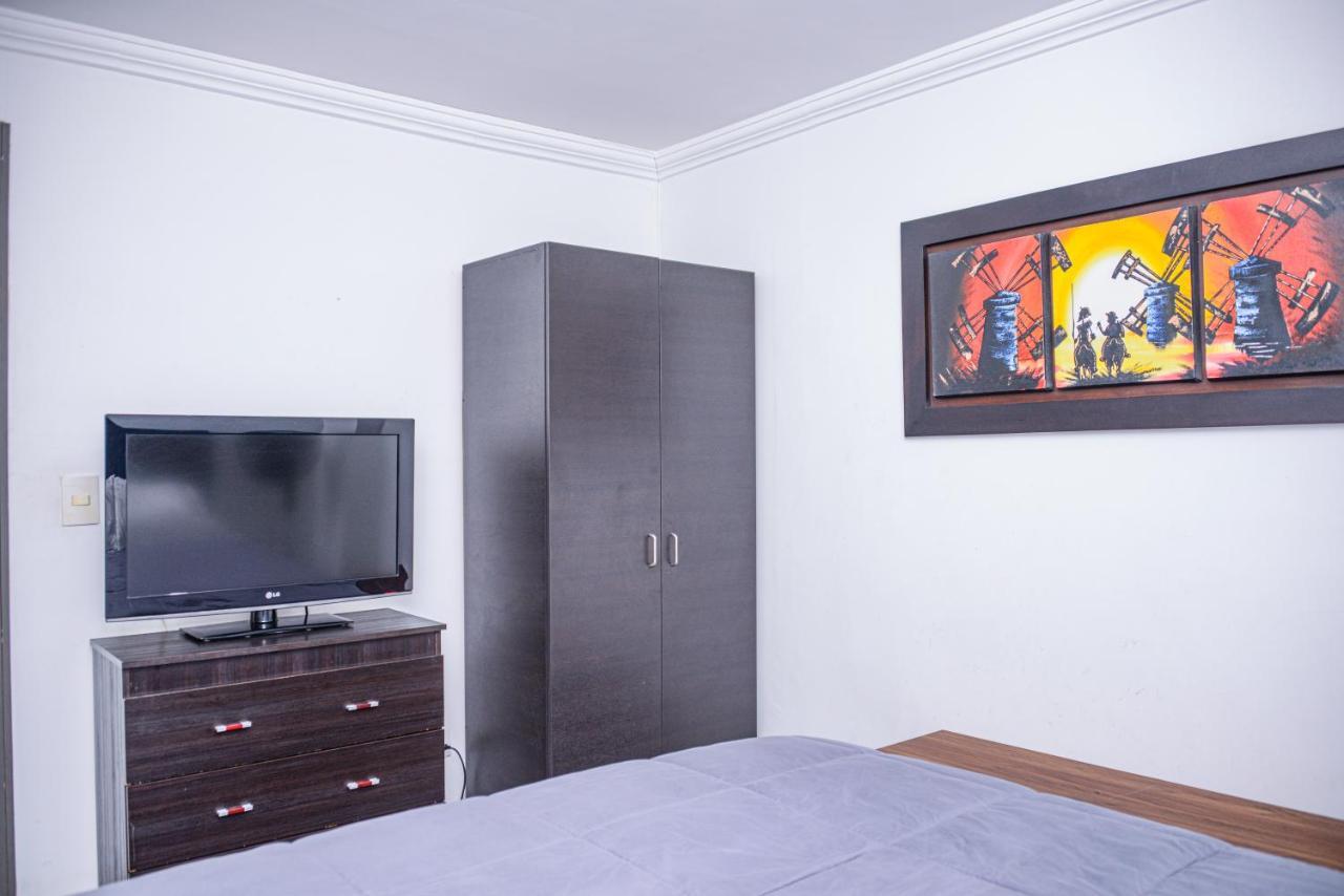 Apartment Carrera 301 Medellin Exterior photo